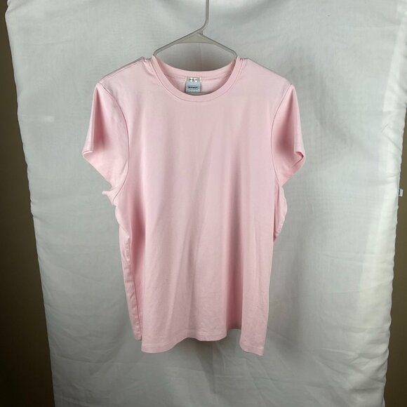 Old Navy T-shirt - Picture 2 of 9